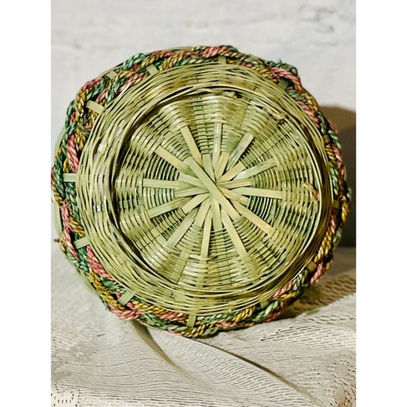 Woven vintage Green basket Spiral Handle 12” Tall beautiful accents - Picture 5 of 7